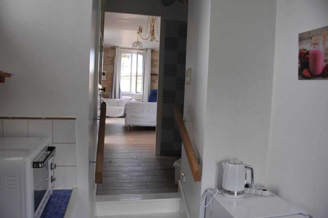 Petite Maison Des Roses - Gite 2 Personnes Брен-сюр-Аллонн Экстерьер фото